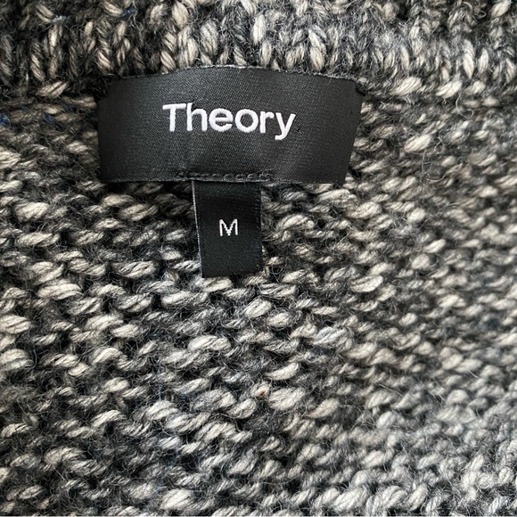 Theory V-Neck Wool Blend Gray Sweater - M - Picture 10 of 12